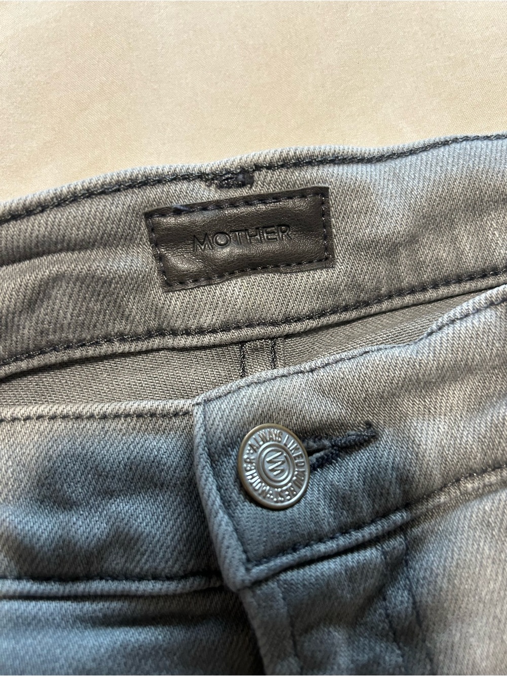MOTHER The Rascal Ankle Fray Jeans - Picture 3 of 7